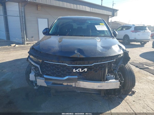 44924632 :رقم المزاد ، 5XYRGDLC1NG108175 vin ، 2022 Kia Sorento Lx مزاد بيع