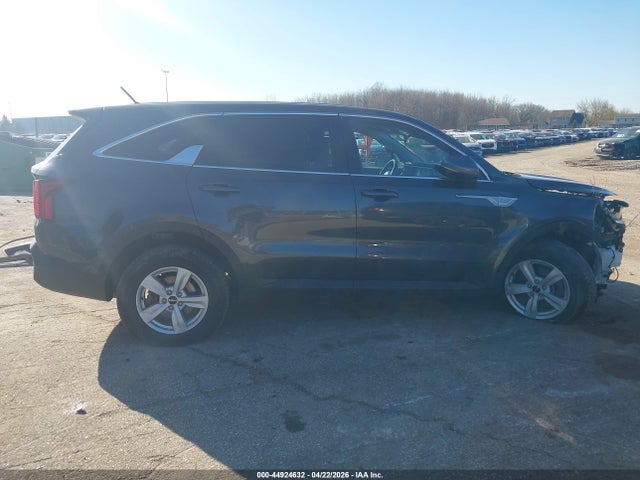 44924632 :رقم المزاد ، 5XYRGDLC1NG108175 vin ، 2022 Kia Sorento Lx مزاد بيع