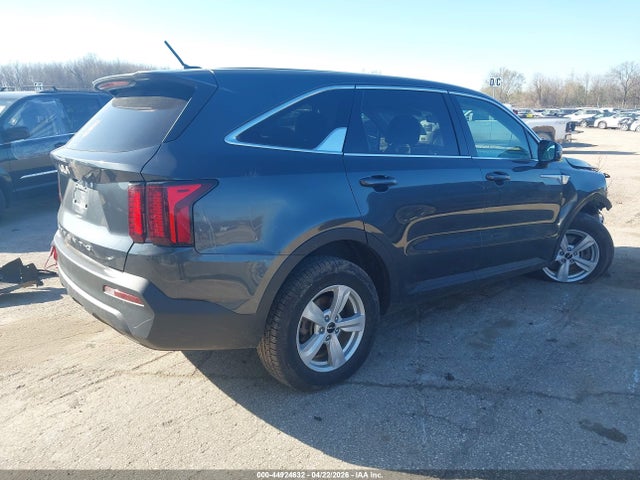 44924632 :رقم المزاد ، 5XYRGDLC1NG108175 vin ، 2022 Kia Sorento Lx مزاد بيع