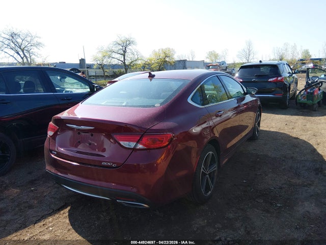 44924697 :رقم المزاد ، 1C3CCCEG8FN540126 vin ، 2015 Chrysler 200 C مزاد بيع