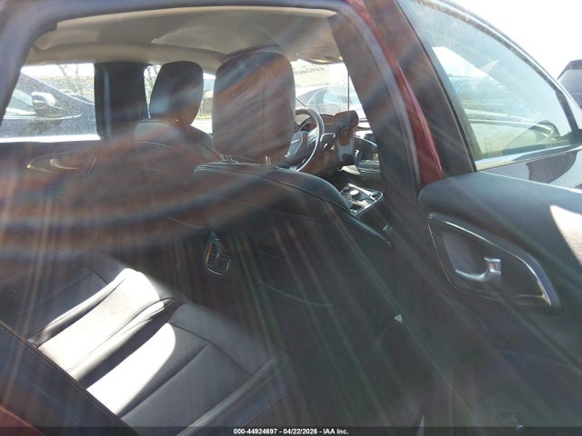 44924697 :رقم المزاد ، 1C3CCCEG8FN540126 vin ، 2015 Chrysler 200 C مزاد بيع
