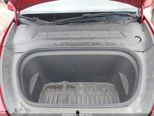 44924701 :رقم المزاد ، 7SAYGDEE3NA002036 vin ، 2022 Tesla Model Y Long Range Dual Motor All-wheel Drive مزاد بيع