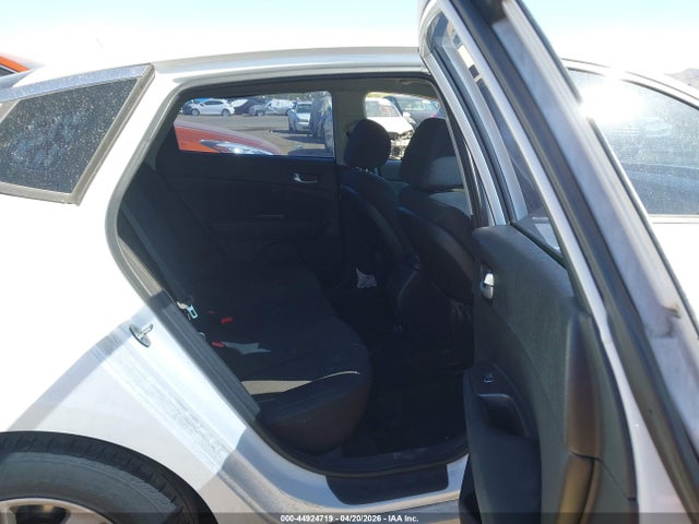 5XXGT4L35GG049271 KIA Optima Lx