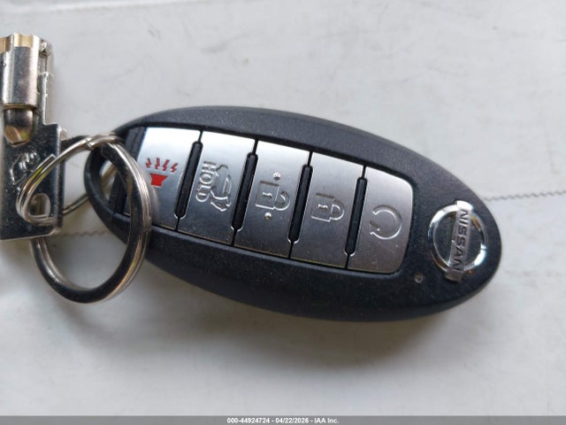 JN8AT3BA0MW015995 Nissan Rogue Sv Fwd
