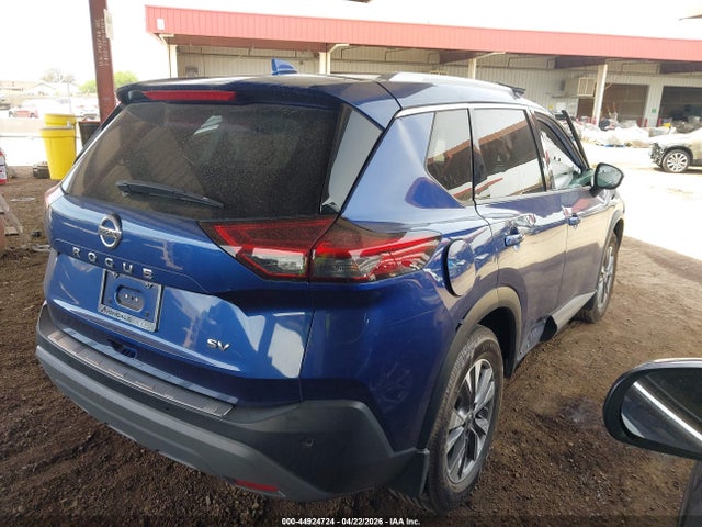 JN8AT3BA0MW015995 Nissan Rogue Sv Fwd