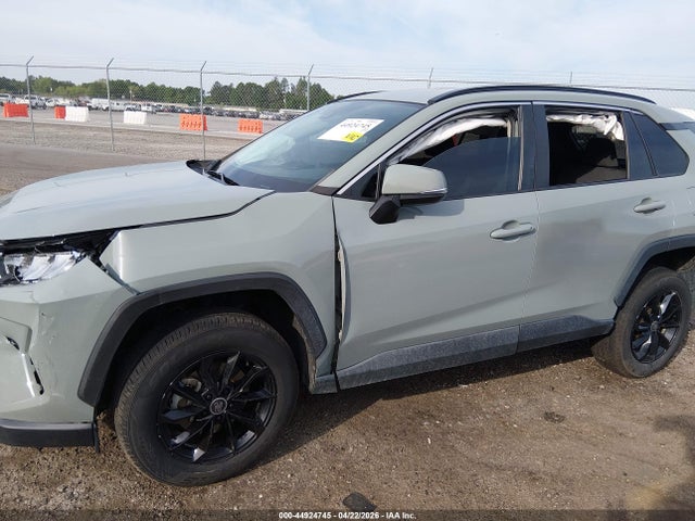 Aukcja sprzedaży 2021 Toyota Rav4 Xle, vin: 2T3W1RFV1MW137240, numer aukcji: 44924745