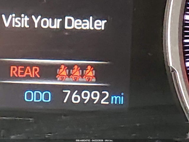2T3F1RFV7NW272031 Toyota RAV4 LE