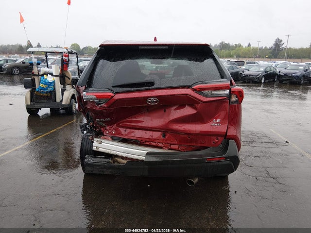 2T3F1RFV7NW272031 Toyota RAV4 LE