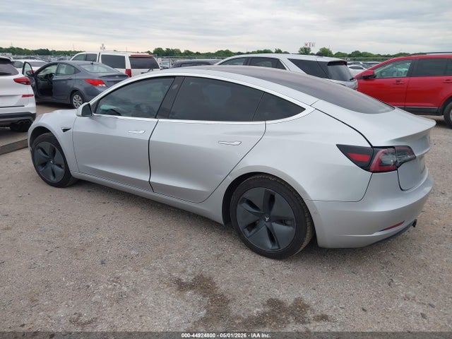 5YJ3E1EA9JF033071 Tesla MODEL 3