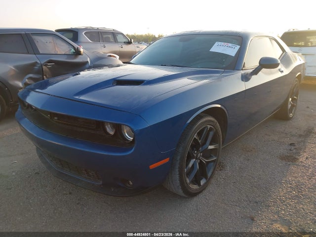 Продаж на аукціоні авто 2021 Dodge Challenger Sxt, vin: 2C3CDZAG3MH572607, номер лоту: 44924801