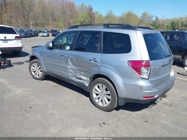2012 Subaru Forester 2.5x Premium მანქანა იყიდება აუქციონზე, vin: JF2SHADC2CH445102, აუქციონის ნომერი: 44924811