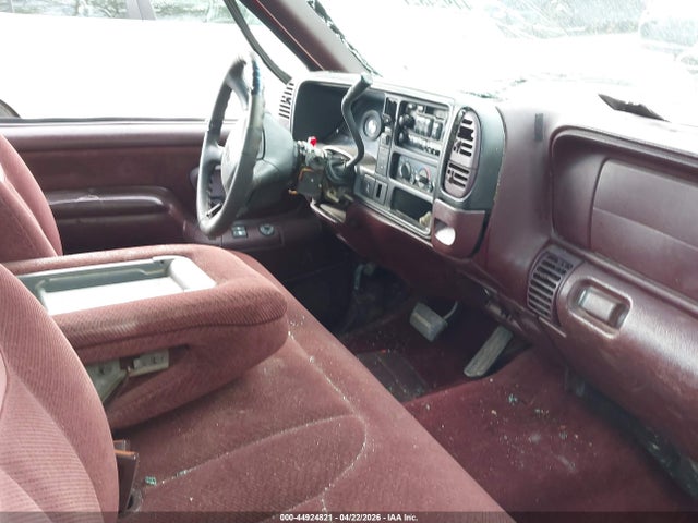 Aukcja sprzedaży 1998 Chevrolet C1500 Fleetside, vin: 1GCEC14M9WZ158471, numer aukcji: 44924821