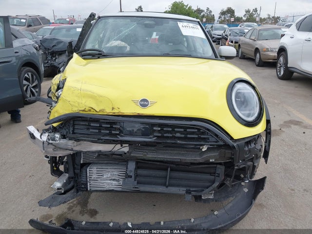 Mini Hardtop Cooper 2025 WMW13GD05S2W53037 Image 13