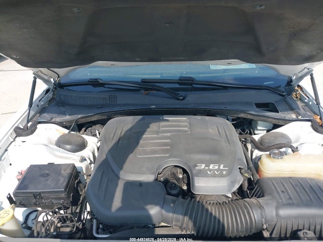 2013 Chrysler 300 Motown მანქანა იყიდება აუქციონზე, vin: 2C3CCAAG6DH520697, აუქციონის ნომერი: 44924828