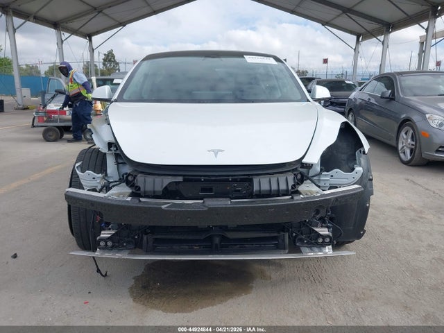 Продаж на аукціоні авто 2022 Tesla Model 3 Long Range Dual Motor All-wheel Drive, vin: 5YJ3E1EB2NF172215, номер лоту: 44924844