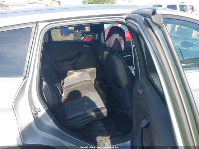 44924869 :رقم المزاد ، 1FMCU9GD5HUA35261 vin ، 2017 Ford Escape Se مزاد بيع