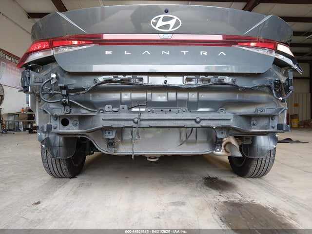 KMHLM4DG0RU746983 Hyundai ELANTRA SEL
