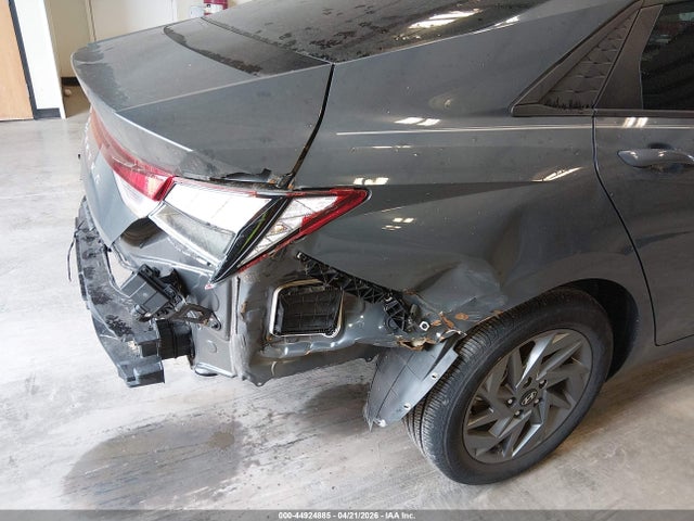 KMHLM4DG0RU746983 Hyundai ELANTRA SEL