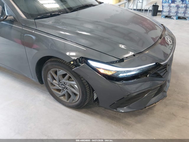 KMHLM4DG0RU746983 Hyundai ELANTRA SEL