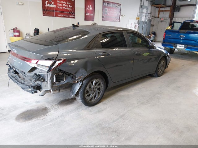 KMHLM4DG0RU746983 Hyundai ELANTRA SEL