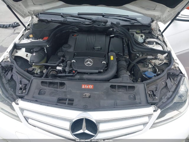 Продаж на аукціоні авто 2013 Mercedes-benz C 250 Sport, vin: WDDGF4HB6DA798519, номер лоту: 44924895