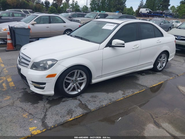 Продаж на аукціоні авто 2013 Mercedes-benz C 250 Sport, vin: WDDGF4HB6DA798519, номер лоту: 44924895