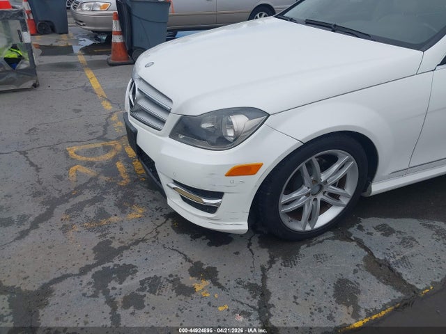 Продаж на аукціоні авто 2013 Mercedes-benz C 250 Sport, vin: WDDGF4HB6DA798519, номер лоту: 44924895