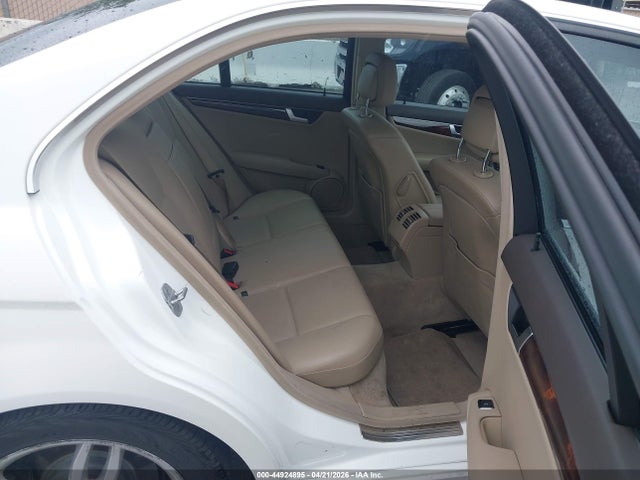 Продаж на аукціоні авто 2013 Mercedes-benz C 250 Sport, vin: WDDGF4HB6DA798519, номер лоту: 44924895