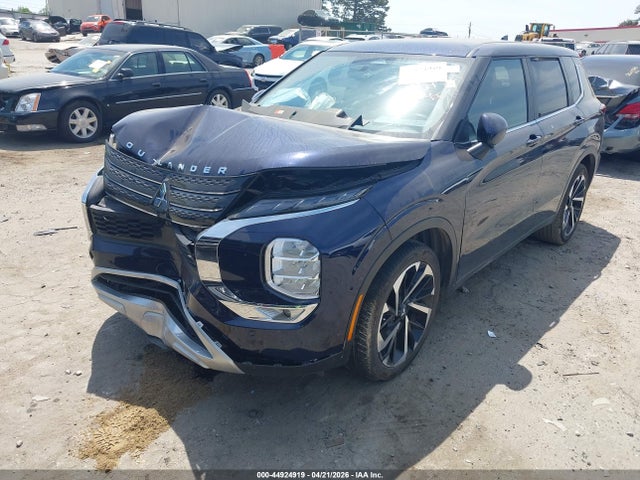 Продажа на аукционе авто 2024 Mitsubishi Outlander Se 2.5 2wd/se Black Edition S-awc/se Black Edition W/pano Roof S-awc, vin: JA4J3VA86RZ066200, номер лота: 44924919