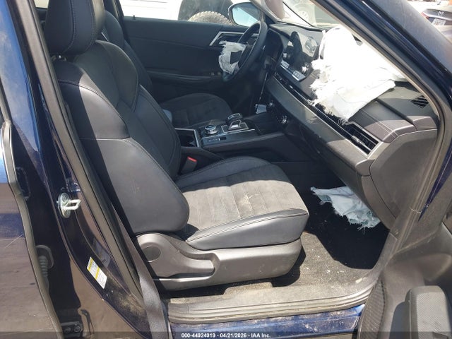 Продажа на аукционе авто 2024 Mitsubishi Outlander Se 2.5 2wd/se Black Edition S-awc/se Black Edition W/pano Roof S-awc, vin: JA4J3VA86RZ066200, номер лота: 44924919