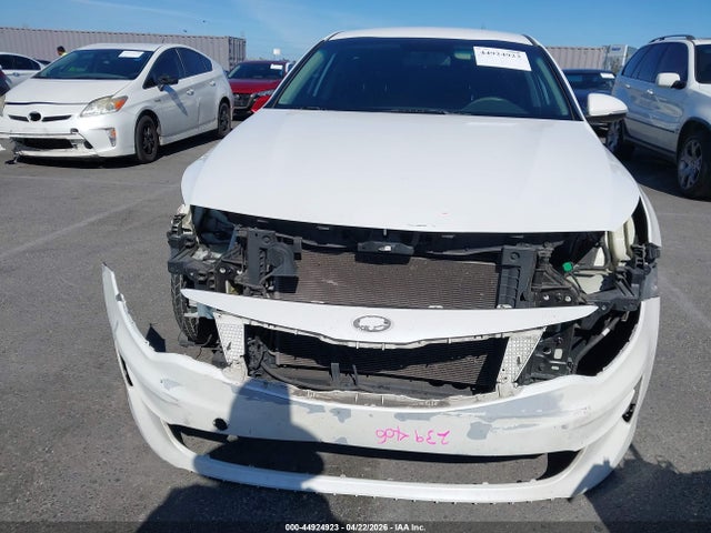 KNAGT4L35H5175214 KIA Optima Lx