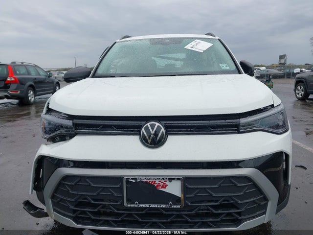 Продажа на аукционе авто 2025 Volkswagen Taos 1.5t S, vin: 3VV8C7B29SM068557, номер лота: 44924941