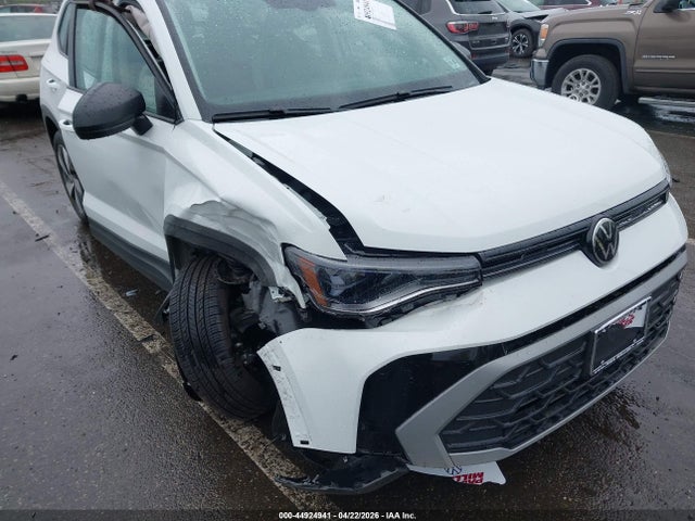 Продажа на аукционе авто 2025 Volkswagen Taos 1.5t S, vin: 3VV8C7B29SM068557, номер лота: 44924941