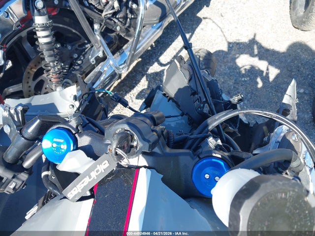 JH2PC40H2TK300013 Honda Cbr600 Rr