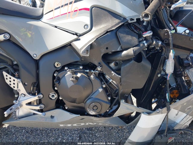 JH2PC40H2TK300013 Honda Cbr600 Rr