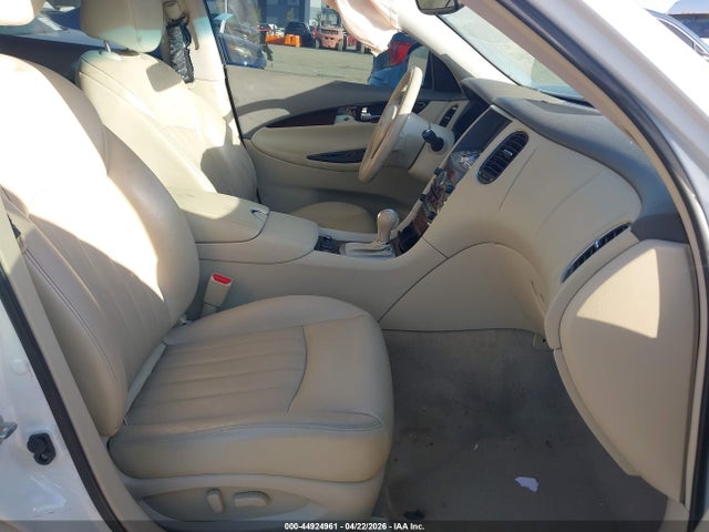 2015 Infiniti Qx50 Journey მანქანა იყიდება აუქციონზე, vin: JN1BJ0HP9FM730159, აუქციონის ნომერი: 44924961