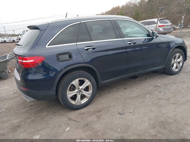 2017 Mercedes-benz Glc 300 4matic მანქანა იყიდება აუქციონზე, vin: WDC0G4KB7HV003424, აუქციონის ნომერი: 44924964