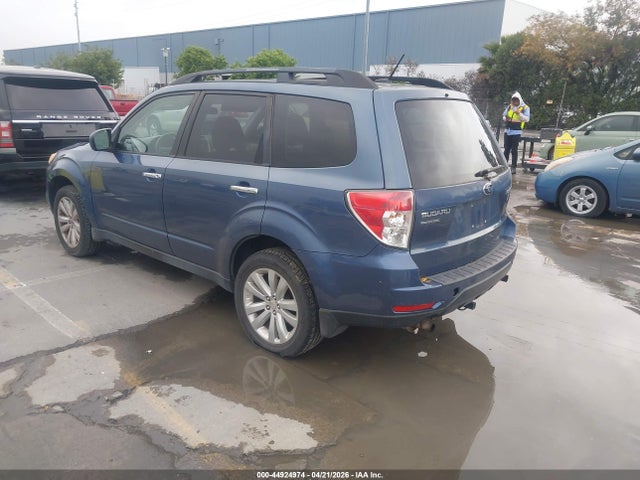 44924974 :رقم المزاد ، JF2SHBDC1BH725033 vin ، 2011 Subaru Forester 2.5x Premium مزاد بيع