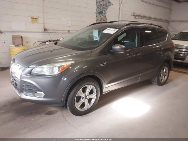44924996 :رقم المزاد ، 1FMCU0GXXDUB21553 vin ، 2013 Ford Escape Se مزاد بيع
