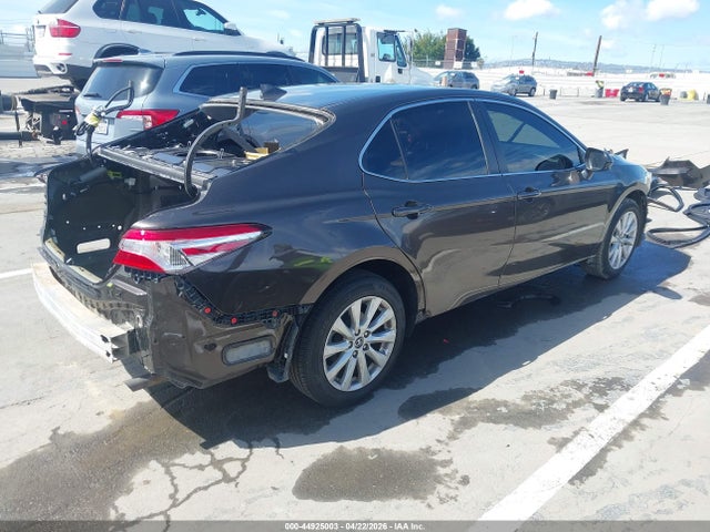 4T1B11HK8KU703886 Toyota CAMRY LE