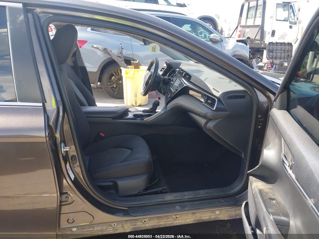 4T1B11HK8KU703886 Toyota CAMRY LE