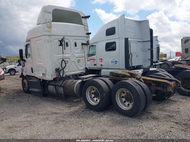 Продажа на аукционе авто 2024 Freightliner New Cascadia 116, vin: 3AKJHPDV4RSUA9151, номер лота: 44925027