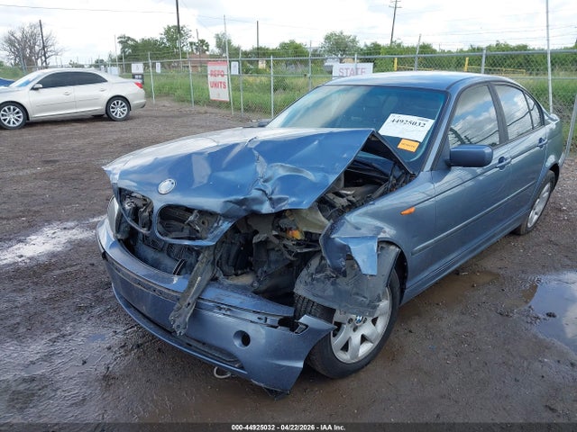Aukcja sprzedaży 2003 Bmw 325i, vin: WBAEV33493KR24210, numer aukcji: 44925032