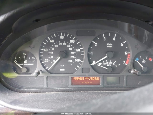 Aukcja sprzedaży 2003 Bmw 325i, vin: WBAEV33493KR24210, numer aukcji: 44925032