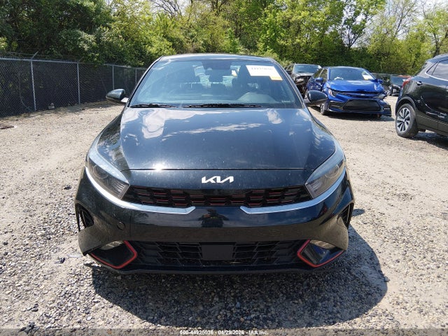 44925036 :رقم المزاد ، 3KPF54AD1NE499412 vin ، 2022 Kia Forte Gt-line مزاد بيع