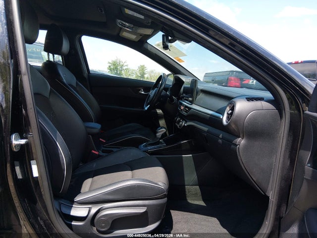 44925036 :رقم المزاد ، 3KPF54AD1NE499412 vin ، 2022 Kia Forte Gt-line مزاد بيع