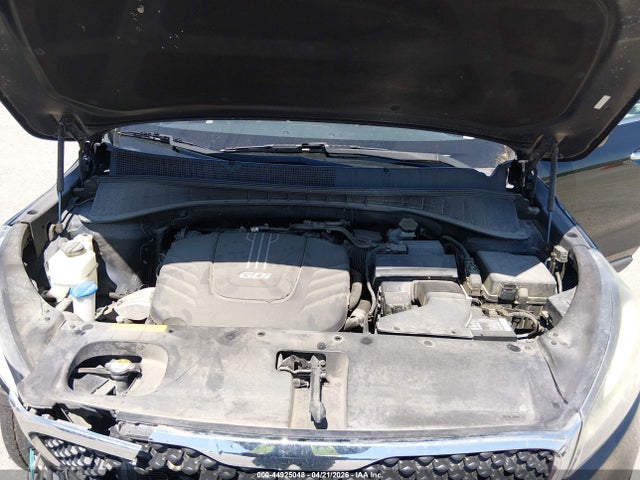 44925048 :رقم المزاد ، 5XYPGDA52GG028818 vin ، 2016 Kia Sorento 3.3l Lx مزاد بيع