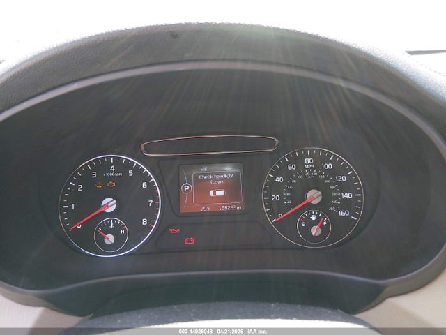 44925048 :رقم المزاد ، 5XYPGDA52GG028818 vin ، 2016 Kia Sorento 3.3l Lx مزاد بيع