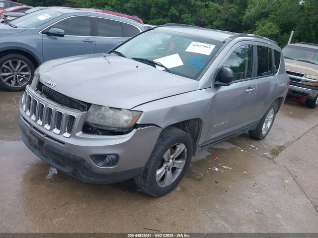2016 Jeep Compass Sport მანქანა იყიდება აუქციონზე, vin: 1C4NJCBA7GD560966, აუქციონის ნომერი: 44925061