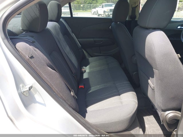 1G1JC5SHXF4121267 Chevrolet Sonic Lt Auto